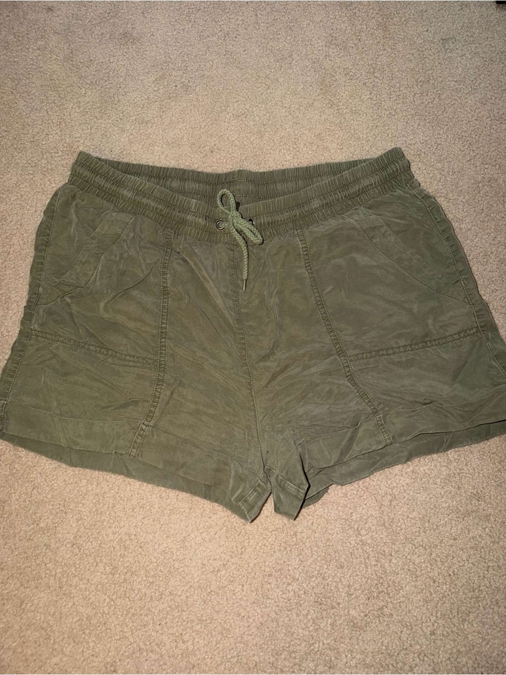 Universal Thread Olive Drawstring Utility Shorts